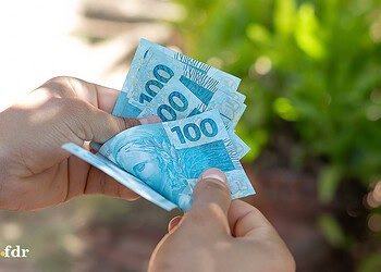 R$ 1.621 no PIX: Consulta ao Abono Salarial PIS/PASEP é liberada; veja como receber o valor máximo 4 Foto: FDR