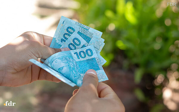 R$ 1.621 no PIX: Consulta ao Abono Salarial PIS/PASEP é liberada; veja como receber o valor máximo