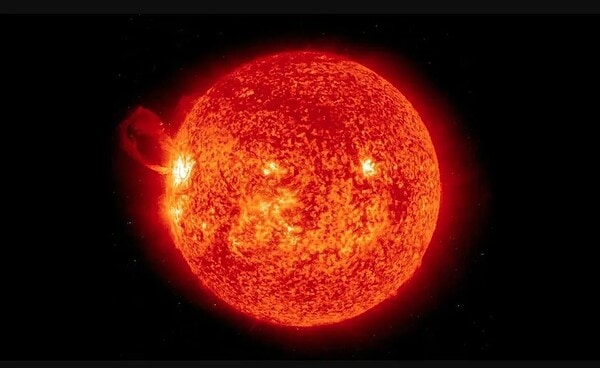 Tempestade solar atingirá a Terra após megaerupção no Sol, alerta Nasa