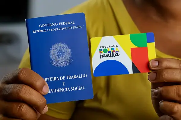 Consegui emprego com carteira assinada, vou perder o Bolsa Família? Veja a regra em 2026