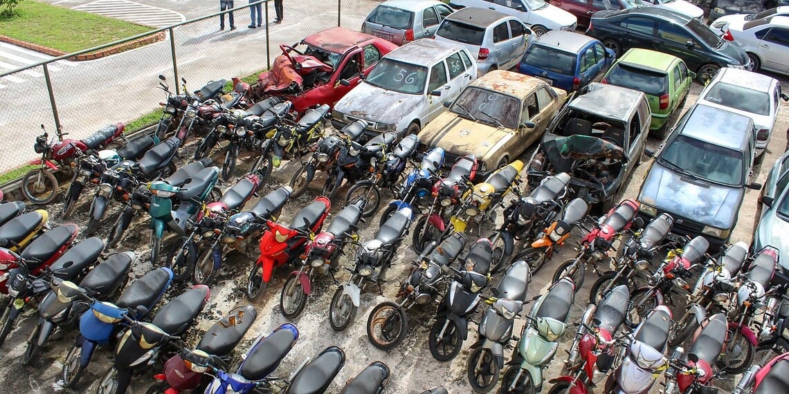 Detran do Acre abre leilão online com 166 toneladas de sucata de veículos apreendidos; veja lista 1 Leilão será realizado exclusivamente online. Foto: Arquivo