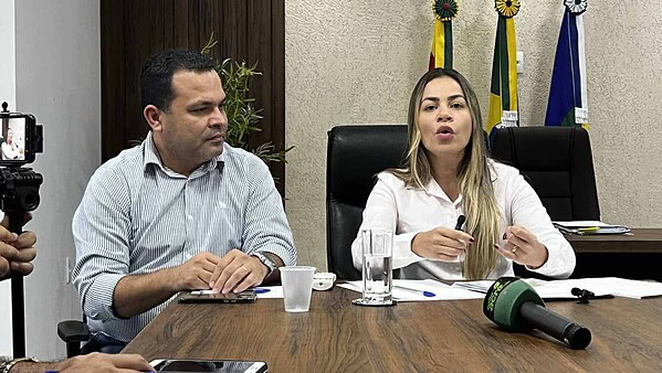 Tadeu e Fernanda Hassem fecham com Alan Rick e anunciam saída da base do governo: "a política é feita de ciclos"