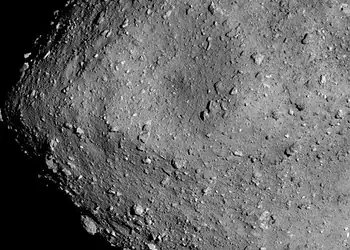 Cientistas detectam matéria-prima do DNA e do RNA em asteroide 1 Asteroide Ryugu - (crédito: Hayabusa2 / ISAS / JAXA)