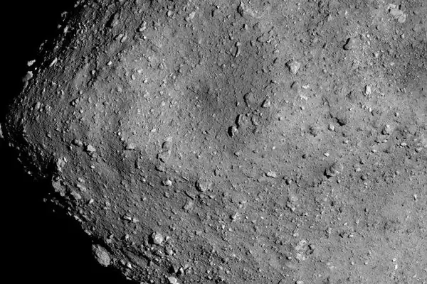 Cientistas detectam matéria-prima do DNA e do RNA em asteroide