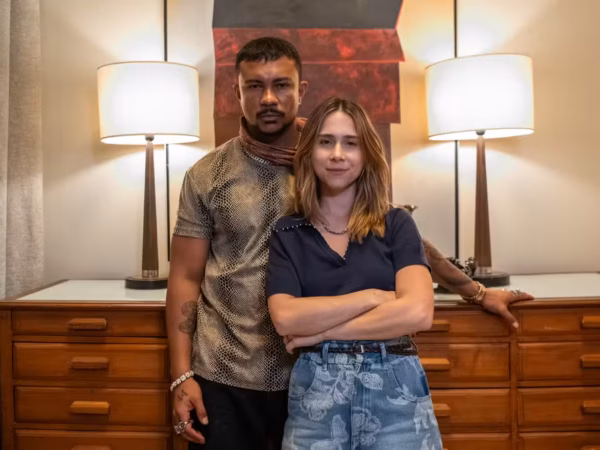 Em ‘Três Graças’, Lucélia revela a Bagdá que matou os pais por dinheiro e acaba escorraçada