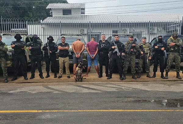 Dupla é presa com drogas durante operação após denúncia sobre foragidos no interior do Acre