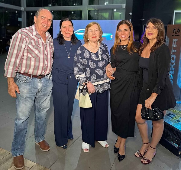 A Raviera Jeep recebeu no último dia 11 a imprensa e convidados para o aguardado lançamento da nova RAM Dakota 4 A Raviera Jeep recebeu no último dia 11 a imprensa e convidados para o aguardado lançamento da nova RAM Dakota