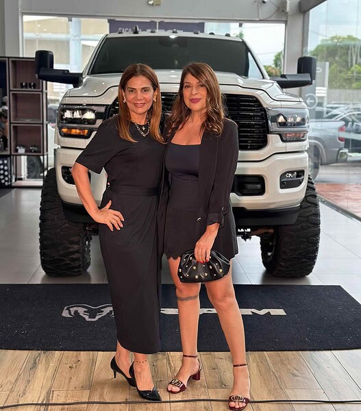 A Raviera Jeep recebeu no último dia 11 a imprensa e convidados para o aguardado lançamento da nova RAM Dakota 8 A Raviera Jeep recebeu no último dia 11 a imprensa e convidados para o aguardado lançamento da nova RAM Dakota