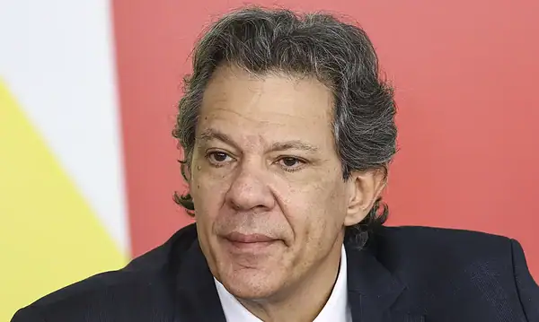 Haddad fará proposta aos estados para conter preços dos combustíveis