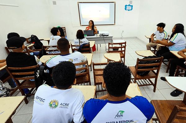 Ieptec convoca bolsistas para atuar em cursos profissionalizantes no Acre; veja prazos e locais
