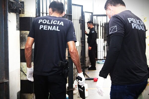 Operação apreende celulares em presídios do Acre e mira comunicação do crime organizado