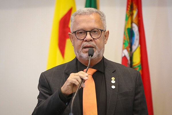 Solidariedade sofre debandada no Acre após renúncia do deputado Afonso Fernandes e de toda a executiva do partido
