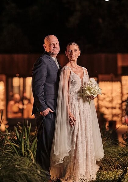 As bodas de prata da advogada Célia Marquezini e do médico Nelson Marquezini foram celebradas na Serra Gaúcha no dia 14
