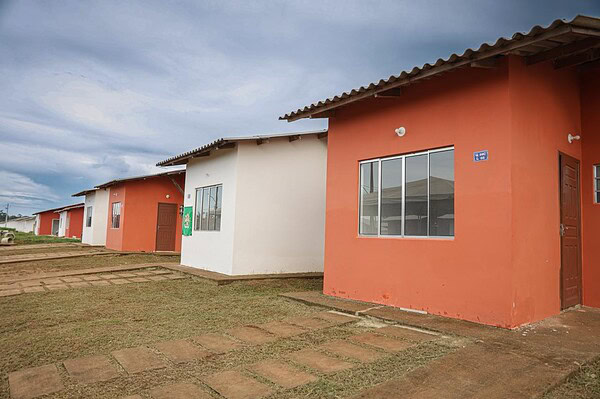Governo entrega 80 casas na Cidade do Povo e prevê mais 102 unidades até o fim de março no Acre