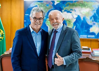 Jorge Viana e Lula (Foto: reprodução Instagram)