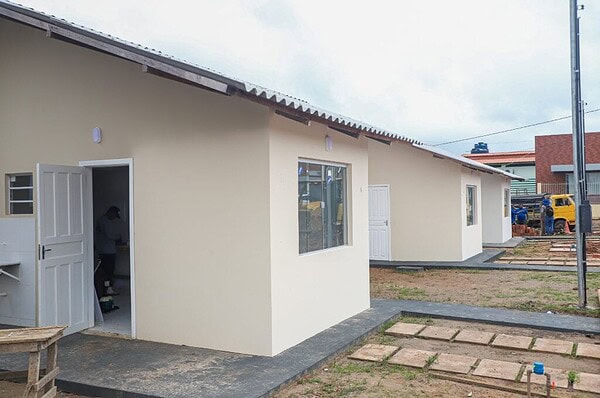 Governo do Acre entrega 15 casas do programa Pró-Moradia para mulheres na Cidade do Povo neste sábado