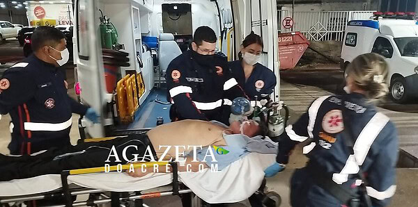 Idoso que ingeriu fruto tóxico conhecido como "trombeta-de-anjo" continua internado na UTI