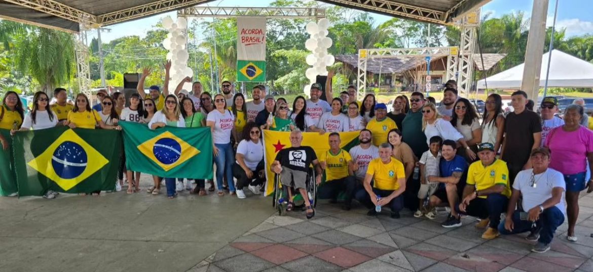 Manifestação da direita no Lago do Amor pede impeachment de Lula e de ministros do STF