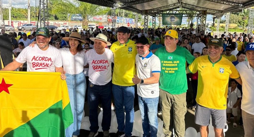 Bocalom participa de ato “Acorda Brasil” no Lago do Amor com críticas ao governo federal e ao STF