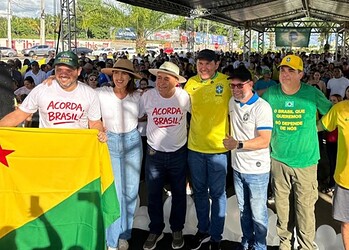 Bocalom participa de ato “Acorda Brasil” no Lago do Amor com críticas ao governo federal e ao STF