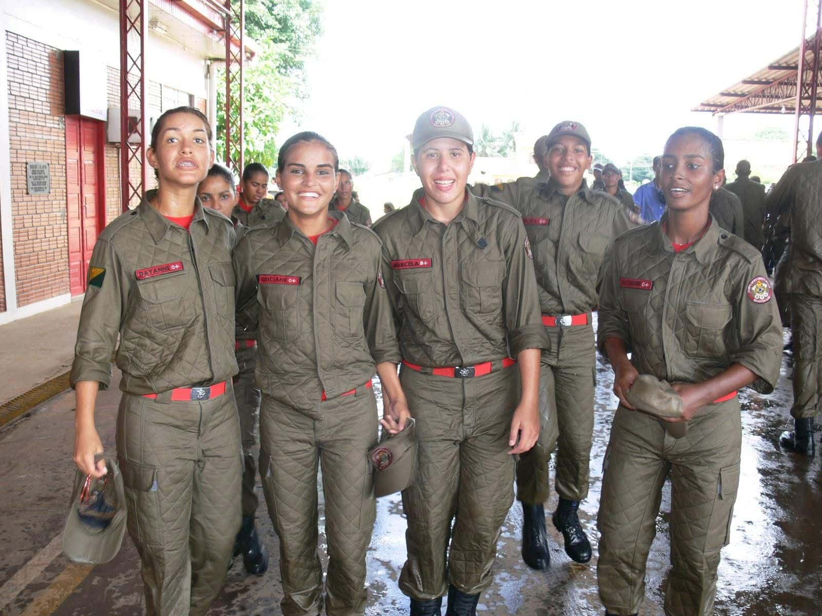 De soldado a comandante: mulher faz história ao assumir batalhão dos Bombeiros no Acre