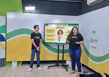 Live de aula inaugural do Núcleo EaD do Centro de Estudo de Línguas reuniu estudantes de diversos municípios e marcou o início do semestre para as turmas de inglês e espanhol. Foto: Clícia Araújo/SEE