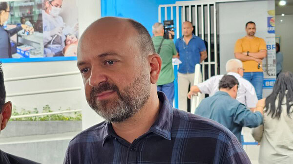 Rio Branco reinaugura UBS Maria Áurea Vilela após reforma de R$ 350 mil e inicia vacinação contra dengue