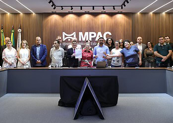 MPAC e Federação de Futebol firmam parceria para combater violência contra a mulher nos estádios do Acre