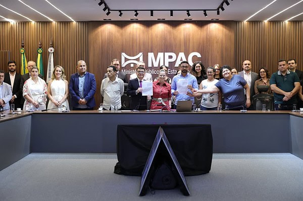 MPAC e Federação de Futebol firmam parceria para combater violência contra a mulher nos estádios do Acre