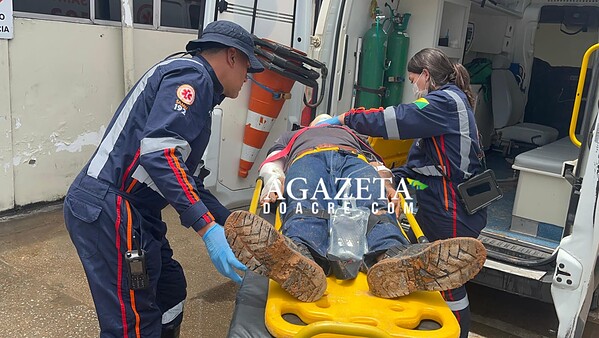 Homem cai de altura de 5 metros após equipamento de segurança romper em obra de elevado