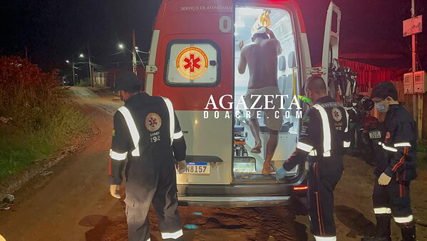 Jovem de 19 anos é esfaqueado no rosto após discussão em distribuidora no Caladinho