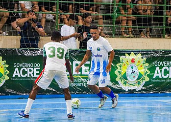 Brasiléia conquista Supertaça de Futsal e leva prêmio de R$ 10 mil; título feminino fica com equipe de Rio Branco