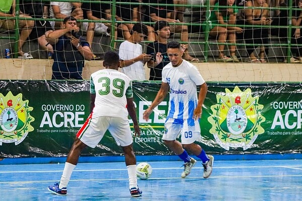Brasiléia conquista Supertaça de Futsal e leva prêmio de R$ 10 mil; título feminino fica com equipe de Rio Branco