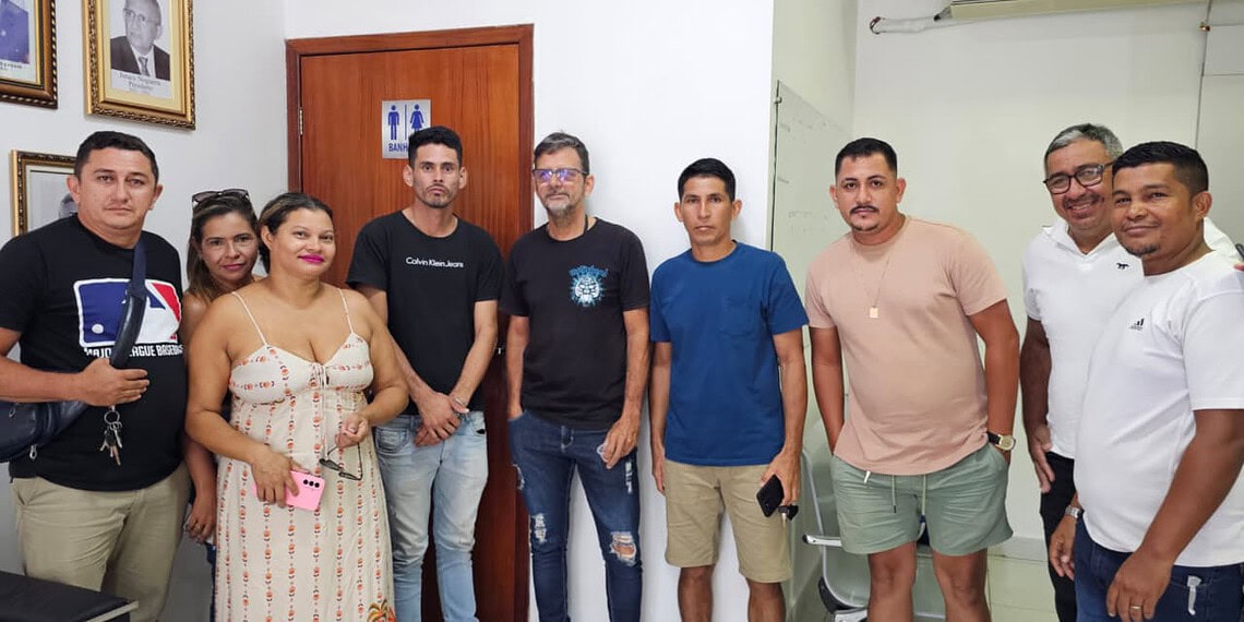 Motoristas da Ricco denunciam demissões em massa e pedem apoio de vereadores na Câmara de Rio Branco