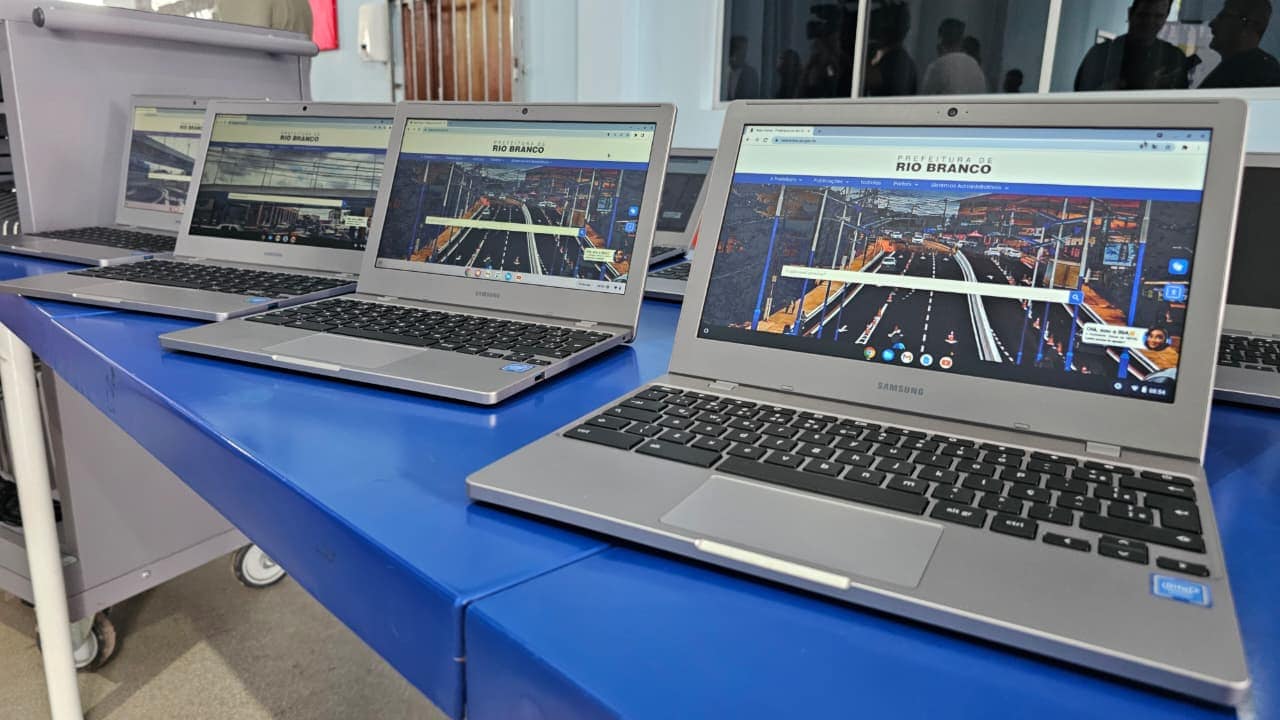 Prefeitura de Rio Branco abre oficialmente ano letivo de 2026 e anuncia uniforme com tênis para alunos 2 Prefeitura de Rio Branco abre oficialmente ano letivo de 2026 e anuncia uniforme com tênis para alunos