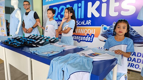 Prefeitura de Rio Branco abre oficialmente ano letivo de 2026 e anuncia uniforme com tênis para alunos