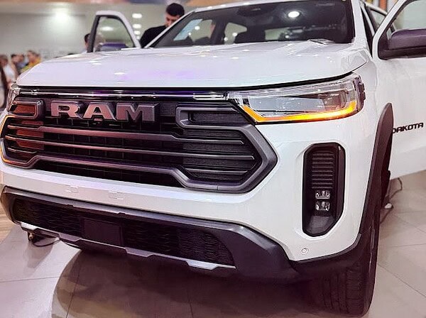 A Raviera Jeep recebeu a imprensa e convidados especiais para o lançamento da nova Ram Dakota 2026