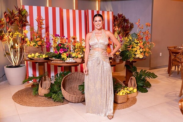 Marina Monteiro celebra aniversário em atmosfera “Tropical Chic” em Rio Branco