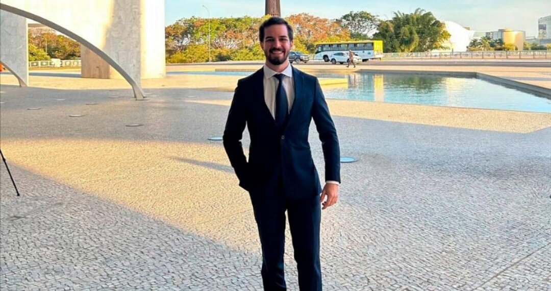 Virgílio Viana herda legado familiar, mas opta pelo PV para lançar candidatura: "independência política" 1 Virgílio Viana é pré-candidato a deputado federal pelo PV Acre (Foto: Cedida)