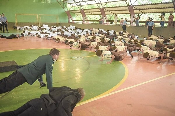 MPF recorre contra decisão que manteve regras rígidas em escolas cívico-militares no Acre