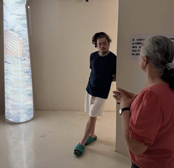 VÍDEO: Whindersson visita museu em Rio Branco e destaca nordestinos no ciclo da borracha: “ligação ficou mais forte”