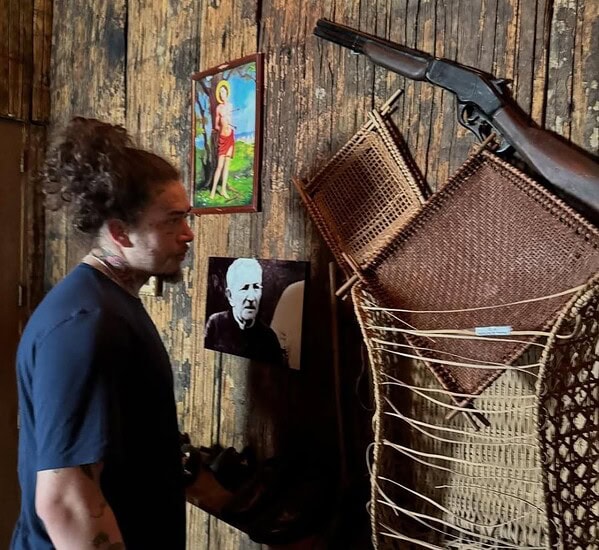 VÍDEO: Whindersson visita museu em Rio Branco e destaca nordestinos no ciclo da borracha: “ligação ficou mais forte”