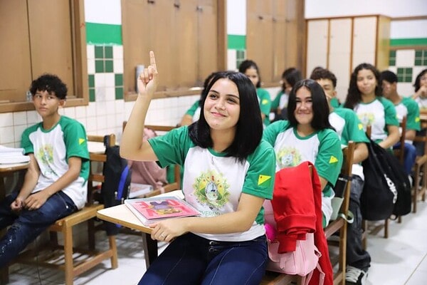 Acre está entre os 10 estados com mais alunos do ensino médio em tempo integral no Brasil