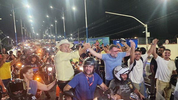 Bocalom inaugura viaduto Mamédio Bittar com motociata “à la Bolsonaro”; FOTOS
