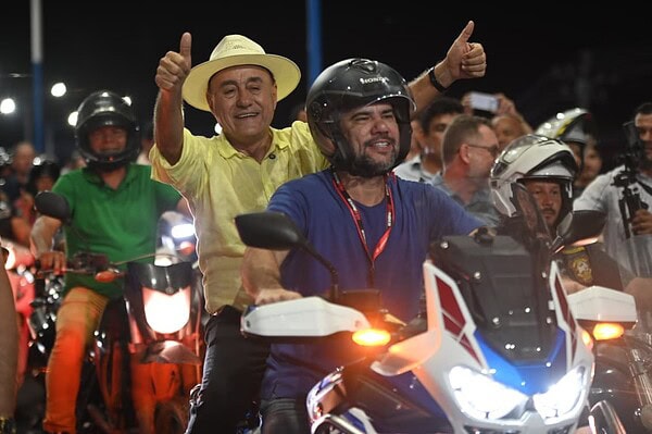 Bocalom inaugura viaduto Mamédio Bittar com motociata “à la Bolsonaro”; FOTOS