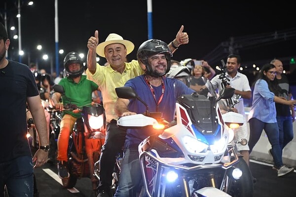 Bocalom inaugura viaduto Mamédio Bittar com motociata “à la Bolsonaro”; FOTOS