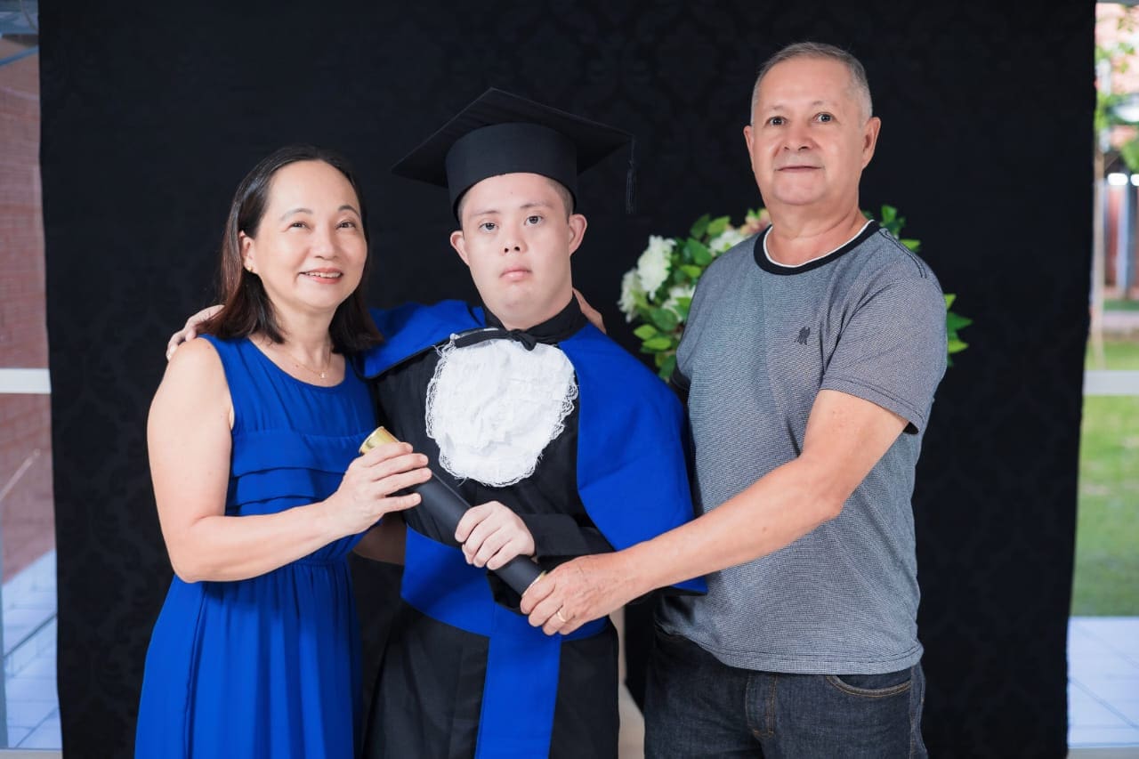 Histórias de inclusão e autonomia marcam a rotina da Apae em Rio Branco: “O amor não conta cromossomos”