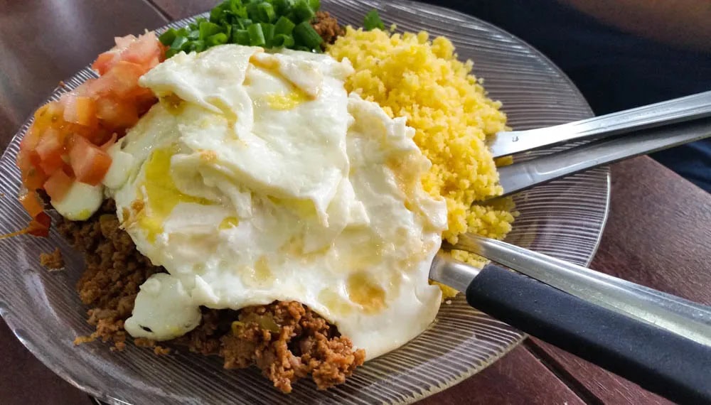 Baixaria engorda? O que a nutrição explica sobre o prato mais famoso do Acre