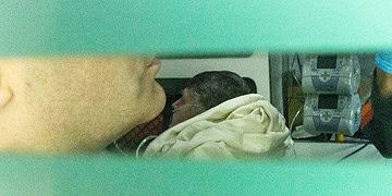 Bolsonaro é internado em UTI hospitalar com broncopneumonia bilateral