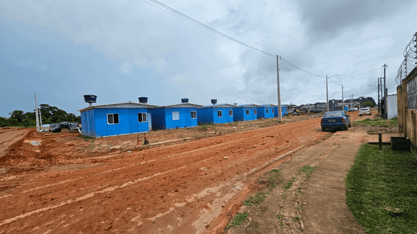 Veja como está o local onde estão sendo construídas as casas do programa 1001 Dignidades em Rio Branco